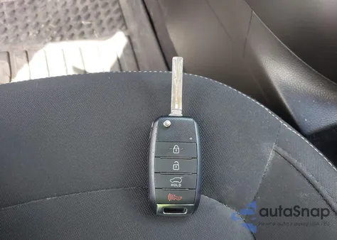 2016 Kia Soul z USA, uszkodzony, nr VIN KNDJN2A26G7250328